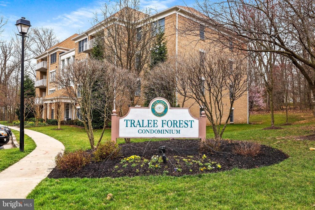 12040 Tralee Rd #104, Lutherville, MD 21093