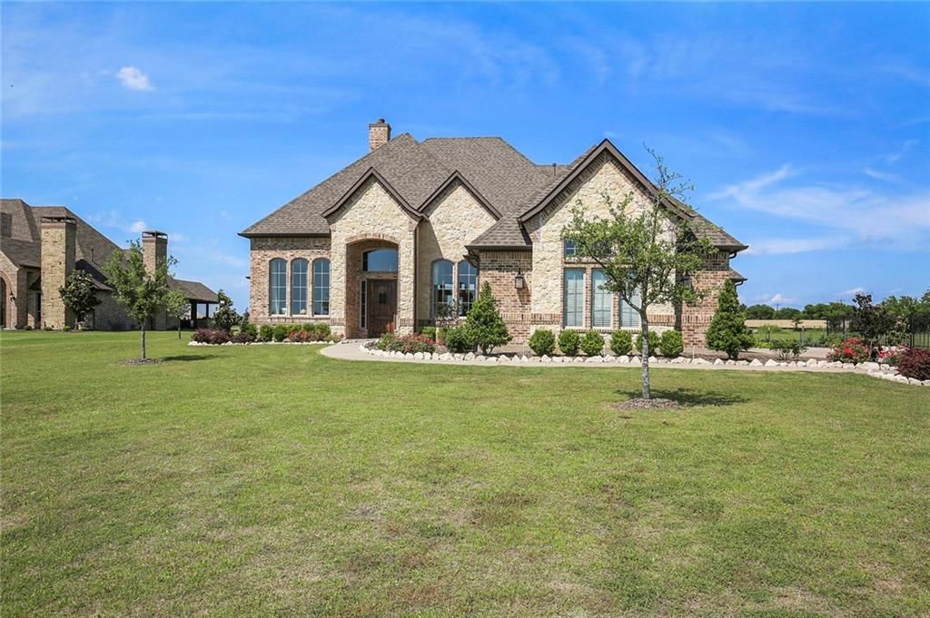 18177 Grandview Dr, Forney, TX 75126
