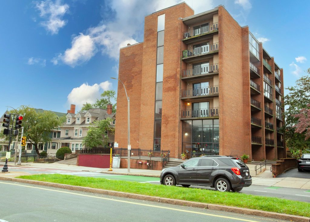 390 Broadway #21, Somerville, MA 02145