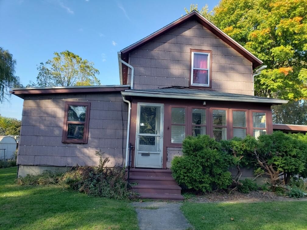 222 E Porter St, Jackson, MI 49202