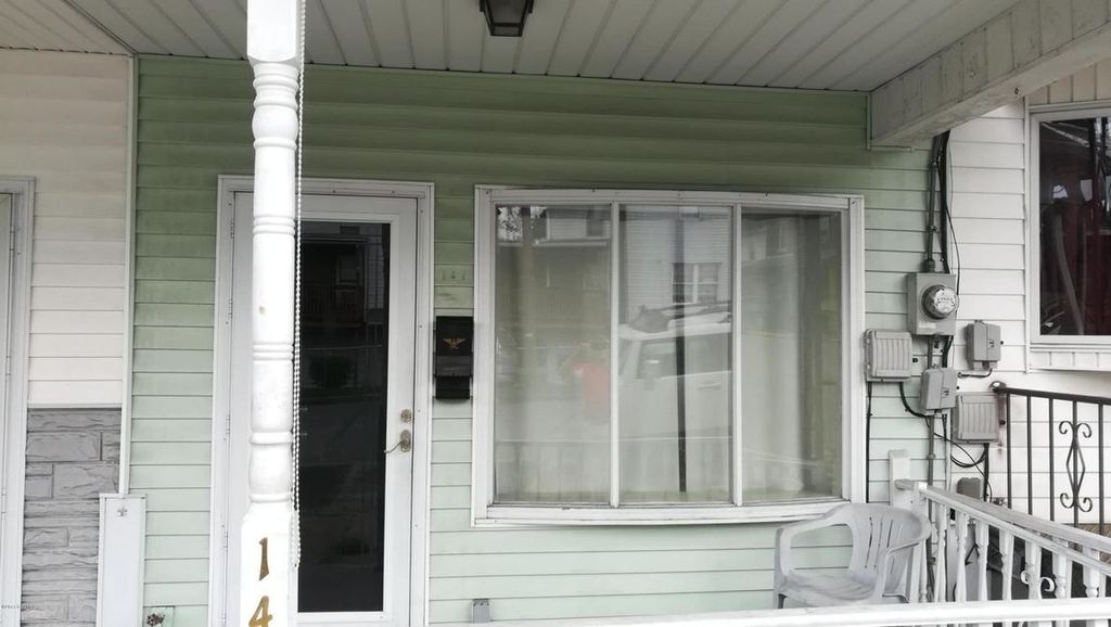 147 S 3rd St, Shamokin, PA 17872