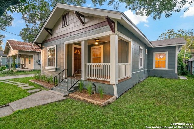 1621 W French Pl, San Antonio, TX 78201
