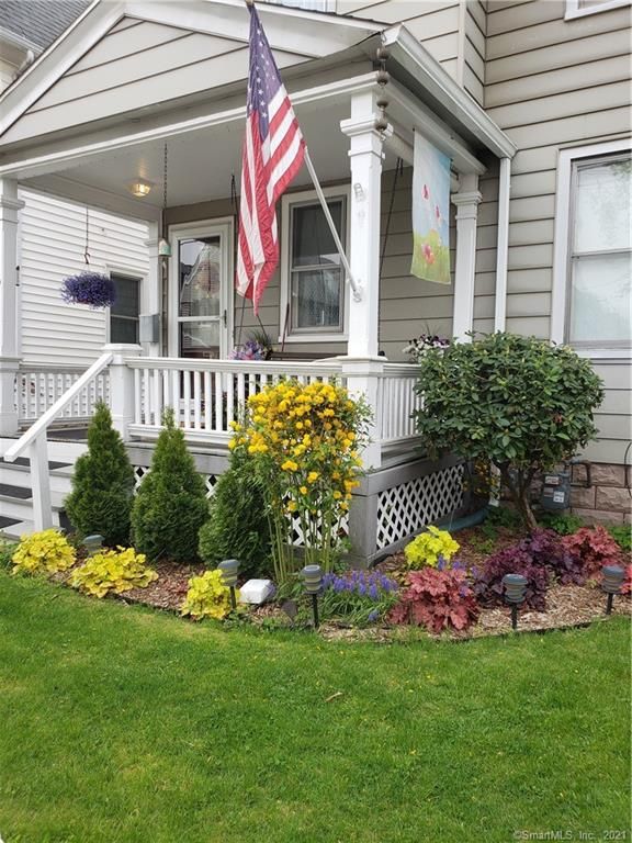 20 Lettney Pl, West Haven, CT 06516