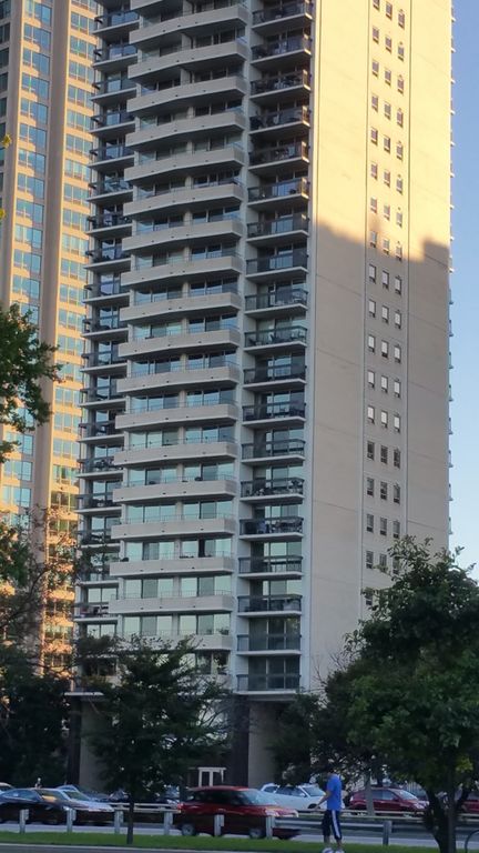 3470 N Lake Shore Dr #4A, Chicago, IL 60657