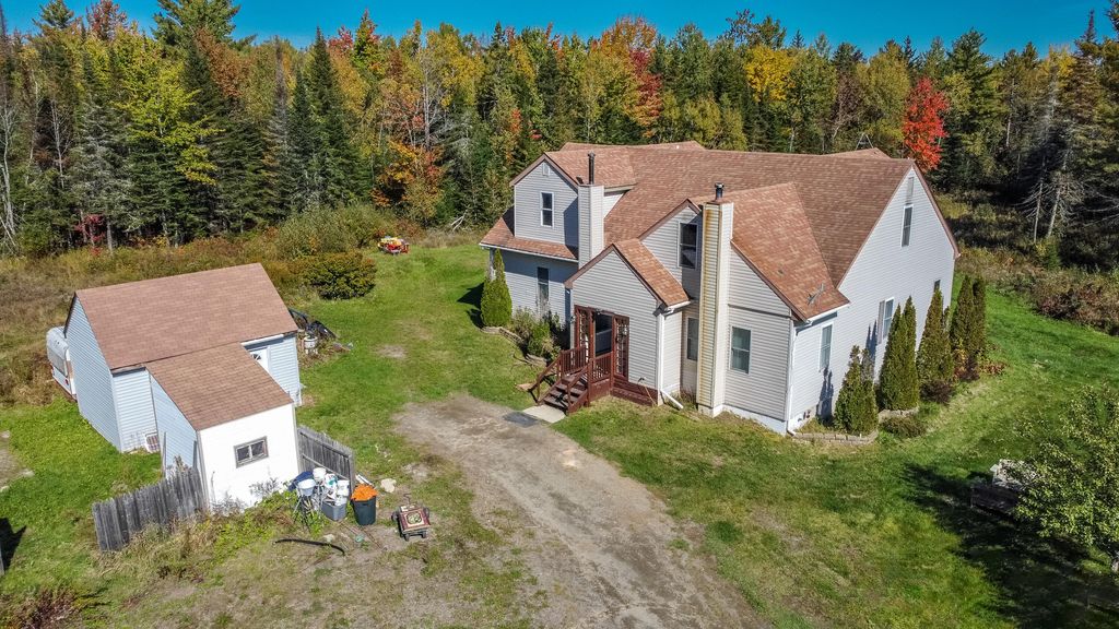 105 West Rd, Charleston, ME 04422