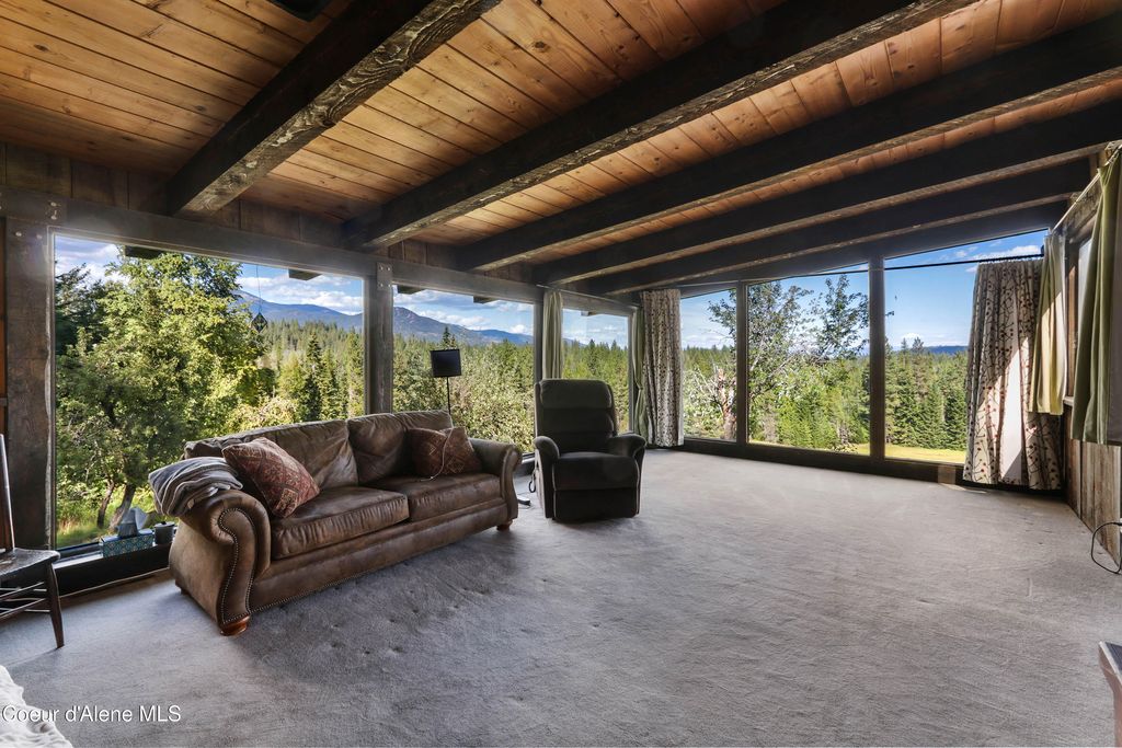 view 17th full size image of this home