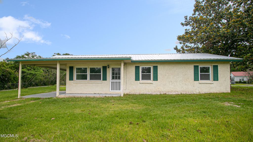1130 Highway 98, Lucedale, MS 39452