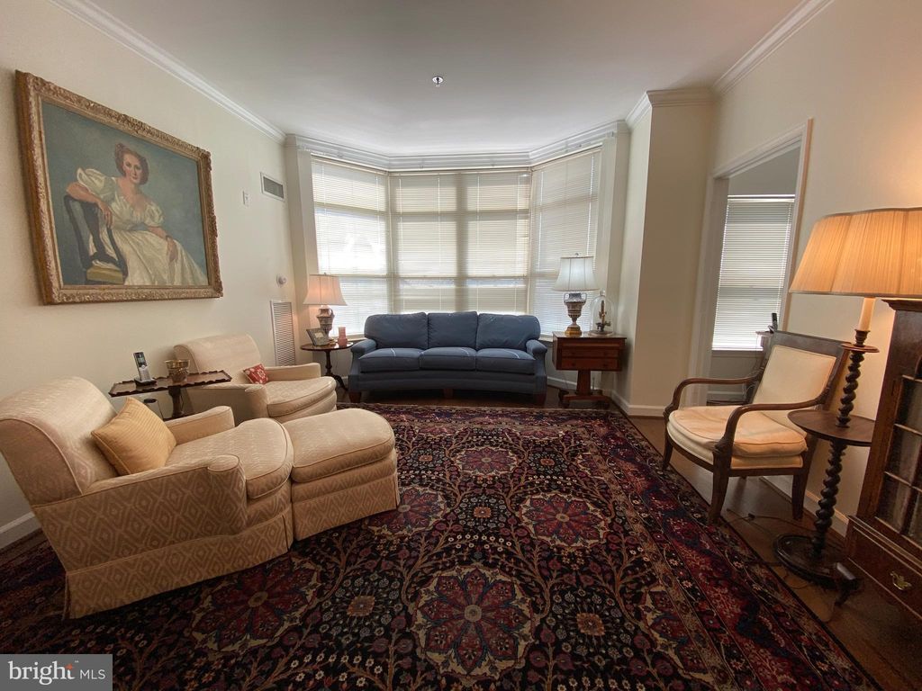 9707 Old Georgetown Rd #2614, Bethesda, MD 20814