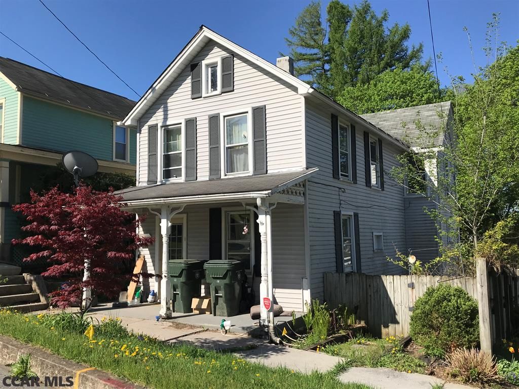 355 S Allegheny St, Bellefonte, PA 16823