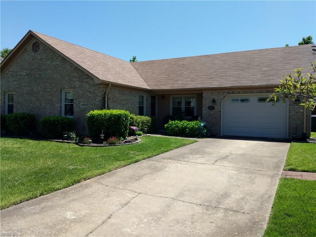 1036 Red Mill Blvd, Virginia Beach, VA - 3 Bed, 3 Bath Single-Family