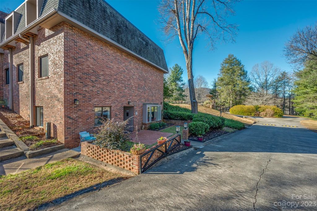 305 Grady Ave, Tryon, NC 28782 Trulia