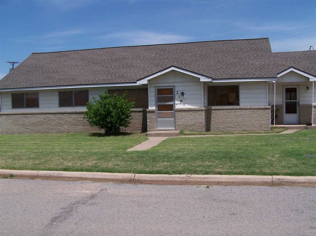 210 NW 4th St, Laverne, OK 73848 Trulia