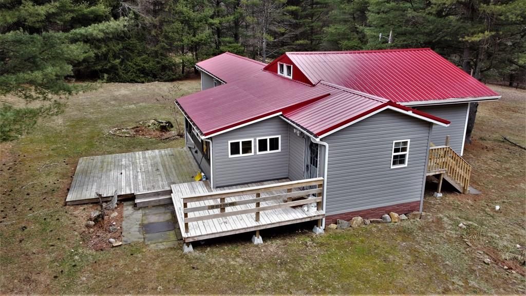 288 Leeanna Ln, Leeper, PA 16233