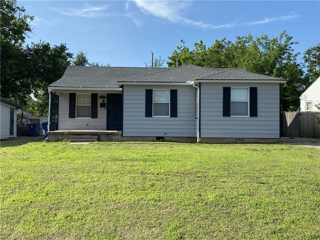 209 W  Marshall Dr, Midwest City, OK 73110