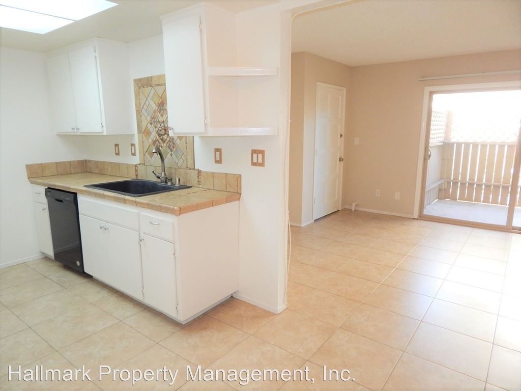 16972 Hoskins Ln #1, Huntington Beach, CA 92649