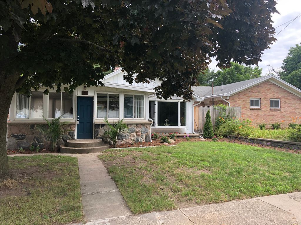 1369 Stanwood St NW, Grand Rapids, MI 49534 Trulia