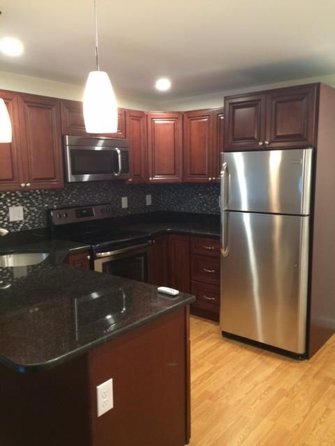 100 Waltham St #8A, Watertown, MA 02472