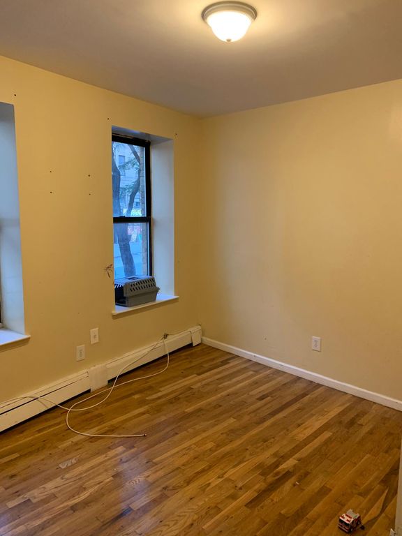 150 W Burnside Ave #G, Bronx, NY - 3 Bed, 1 Bath Apartment - 5 Photos