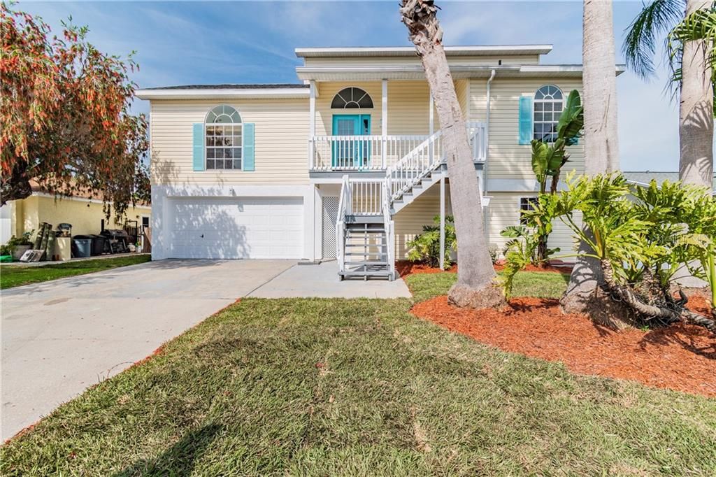 9831 Island Harbor Dr, Port Richey, FL 34668 3 Bed, 3 Bath Single