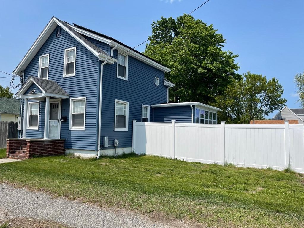 495 Wilbur Ave, Swansea, MA 02777 Trulia