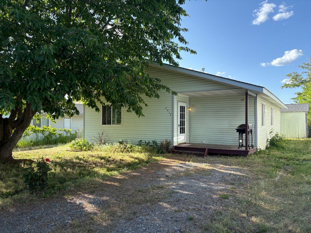 7917 E Alki Ave, Spokane, WA 99212 - See Est. Value, Schools & More