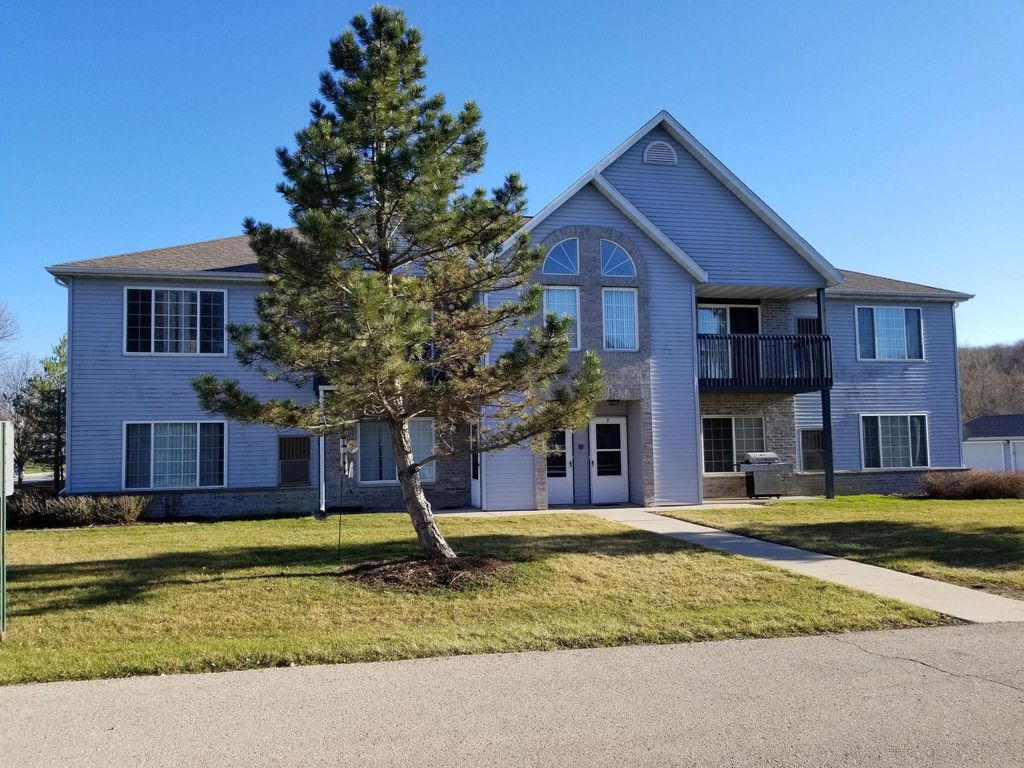 910 Fox Creek Dr 2, Watertown, WI 53098 Trulia