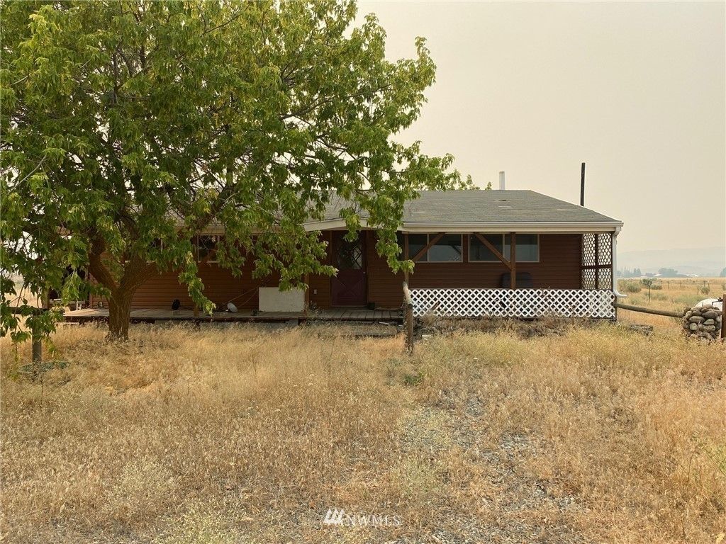 83 Dels Way, Omak, WA 98841