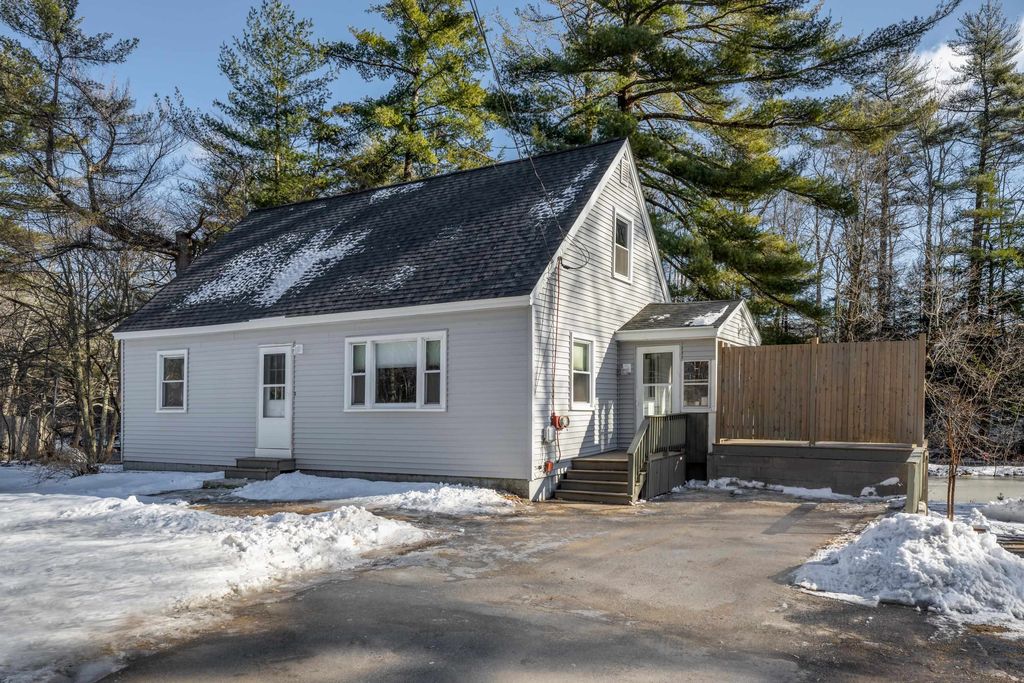 736 Columbus Avenue, Rochester, NH 03867