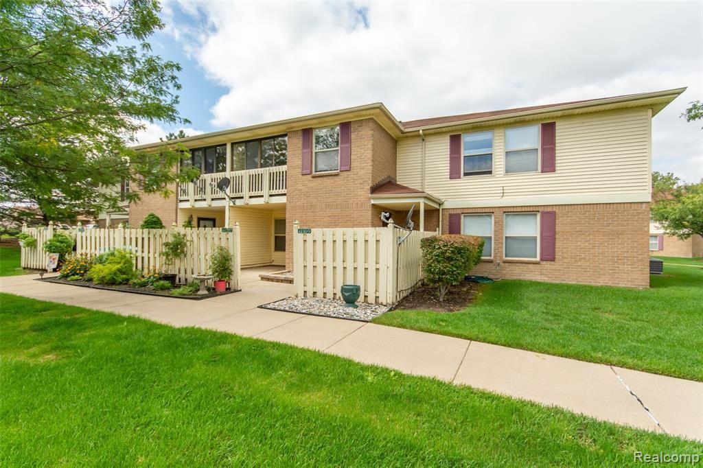 61107 Greenwood Dr, South Lyon, MI 2 Bed, 2 Bath Condo Trulia
