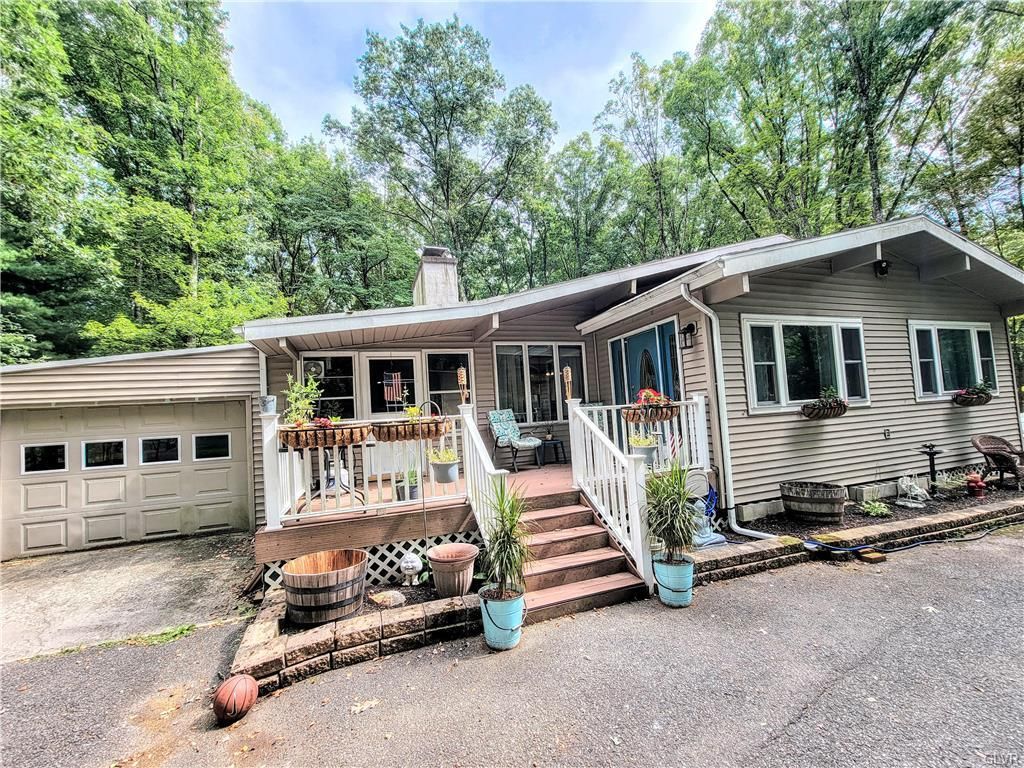 65 Spada Dr, Lehighton, PA 18235