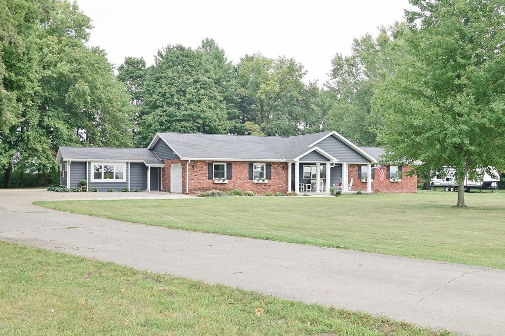 2362 W 150 N, Logansport, IN 46947 3 Bed, 2 Bath SingleFamily Home