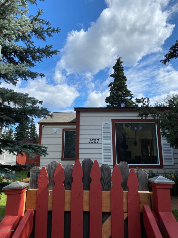 1527 Airport Heights Dr, Anchorage, AK 99508 Trulia