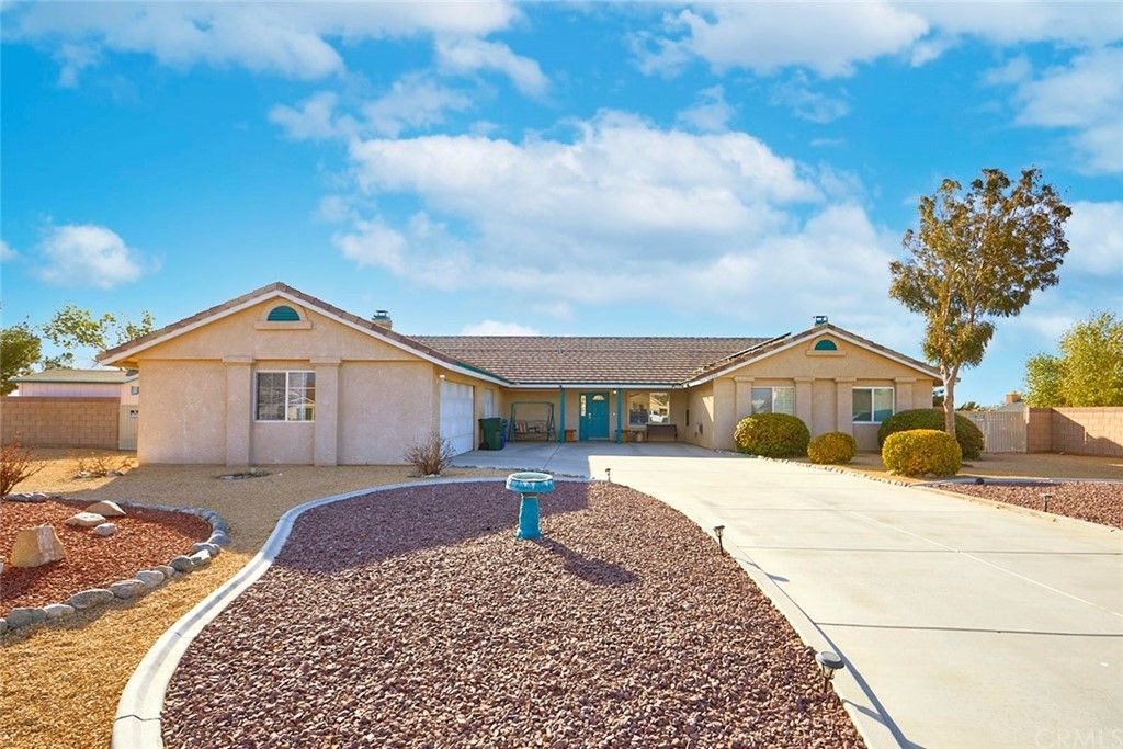 13244 Cuyamaca Rd, Apple Valley, CA 92308