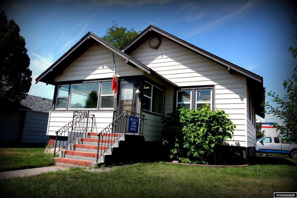 2142 W C St, Torrington, WY 82240 | MLS# 20224130 | Trulia 2142 W  C St, Torrington, WY 82240 | MLS# 20224130 | Trulia