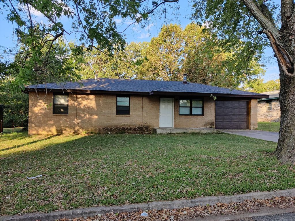 501 S Cedar Pl, Tahlequah, OK 74464 Trulia