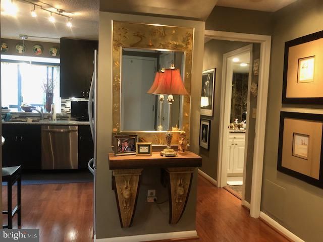 233 S 6th St #402, Philadelphia, PA 19106
