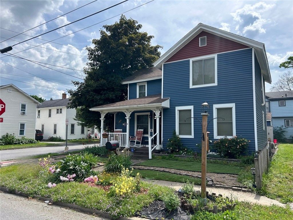 20 Genesee St, Mount Morris, NY 14510 SingleFamily Home for Sale MLS R1539259