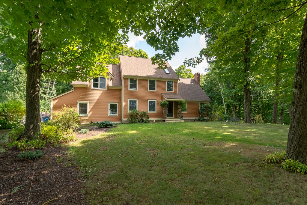 1332 Amostown Rd, West Springfield, MA 01089 Trulia