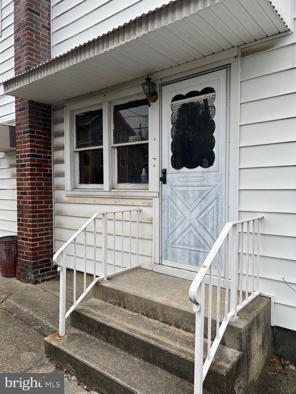 200 W Bertsch St 4, Lansford, PA 18232 Trulia