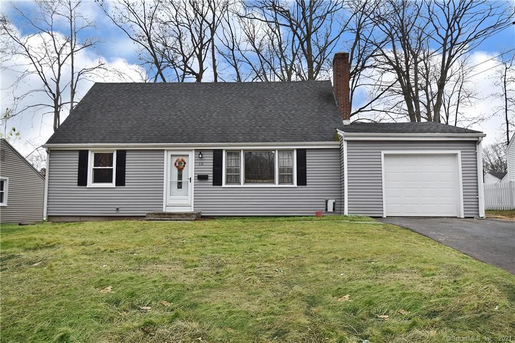 18 Royal Oak Rd, New Britain, CT 06053