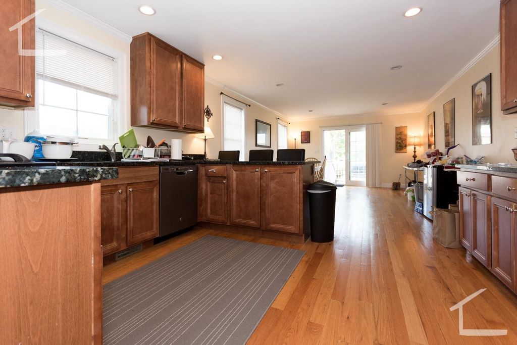 23 Winship St #B2CV, Brighton, MA 02135