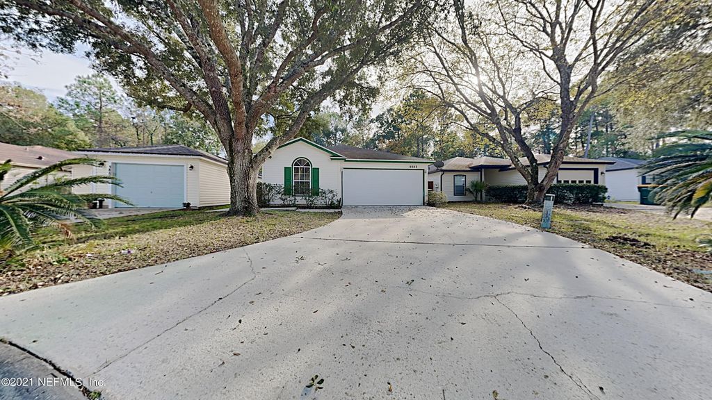 3882 Bright Leaf Ct, Jacksonville, FL 32246