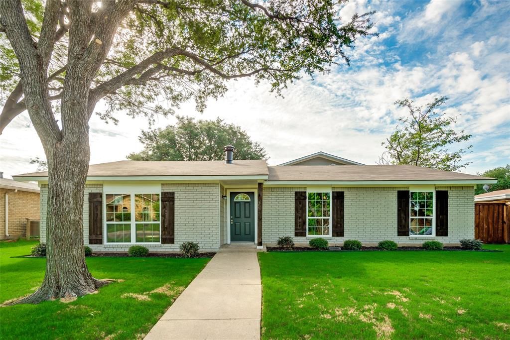 8506 Londonderry Ln, Dallas, TX 75228
