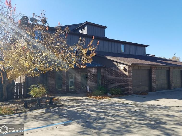 630 Briarstone Dr 102, Mason City, IA 2 Bed, 2 Bath Condo 18