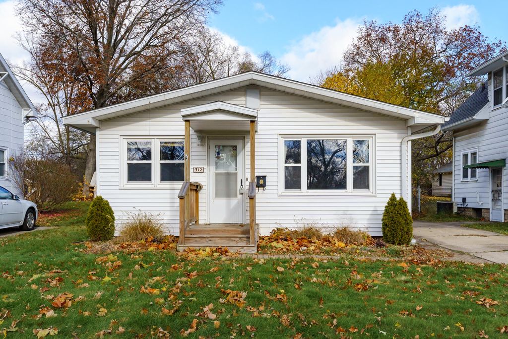 312 Burnham St W, Battle Creek, MI 49015