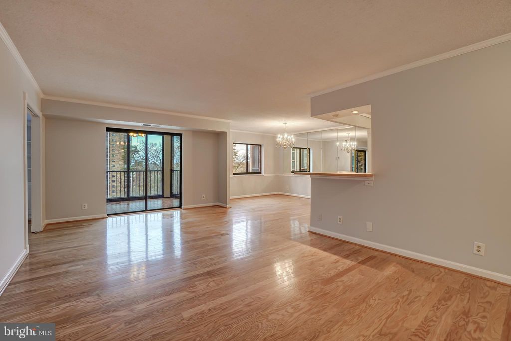 5903 Mount Eagle Dr #805, Alexandria, VA 22303