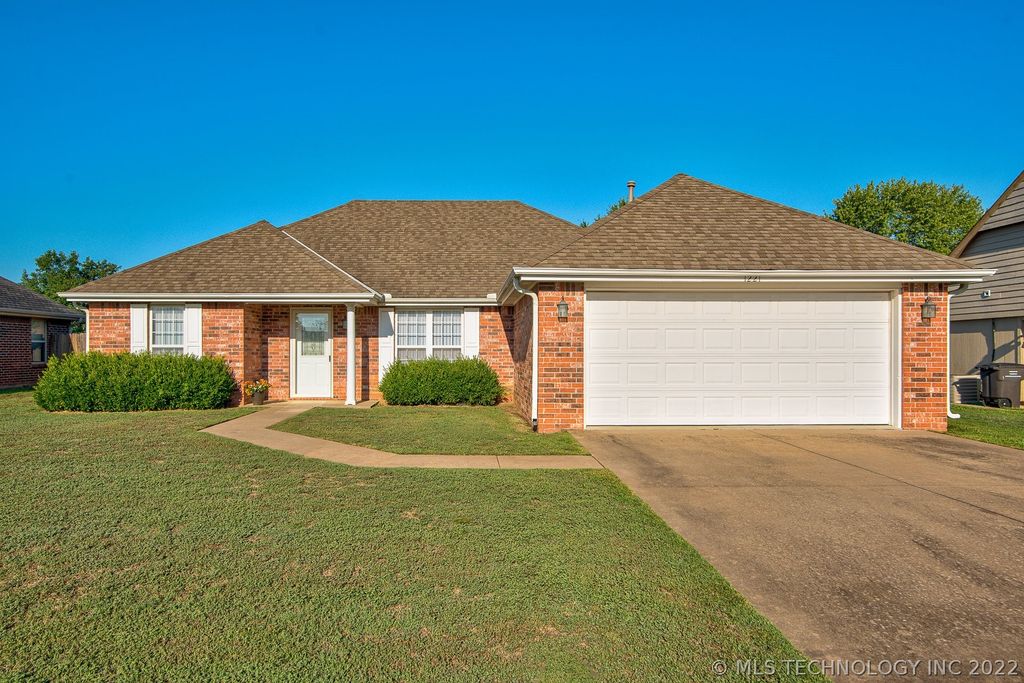 1221 East Dr, Bartlesville, OK 74006 Trulia