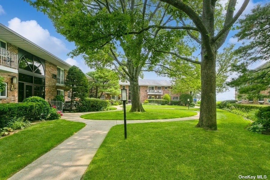 1 Toms Point Lane UNIT 1F, Port Washington, NY 11050 MLS 3488673 Trulia