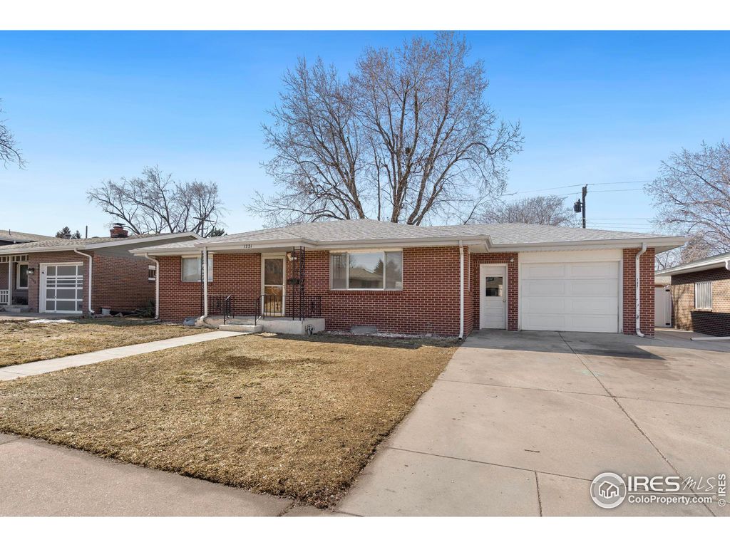 1221 24th Ave, Greeley, CO 80634