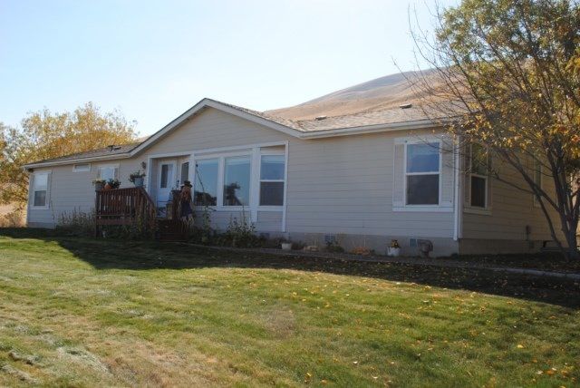 17715 W Yakitat Pl NW, Benton City, WA 99320